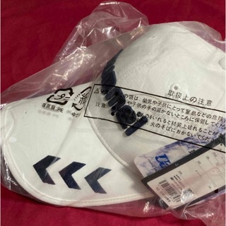 【未開封❗️】hummel ベーシックキャップ　ホワイト　帽子　フリーサイズ