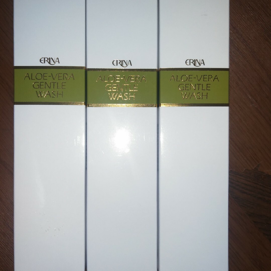 エリナ ジェントルウォッシュ ハンドクレンザー ３本 コスメ/美容のスキンケア/基礎化粧品(洗顔料)の商品写真