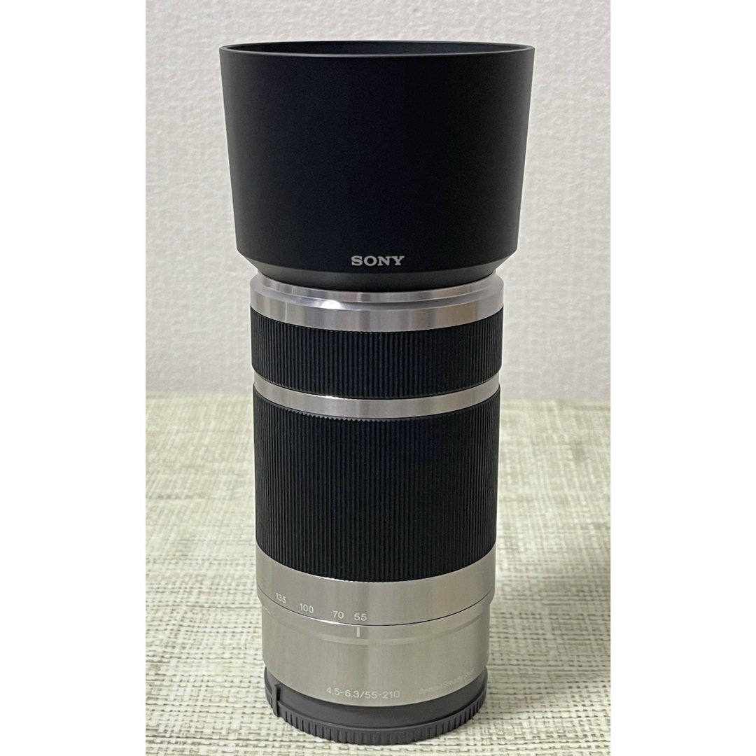 SONY(ソニー)のSONY望遠ズームレンズE55-210mm OSS [SEL55210S] スマホ/家電/カメラのカメラ(レンズ(ズーム))の商品写真