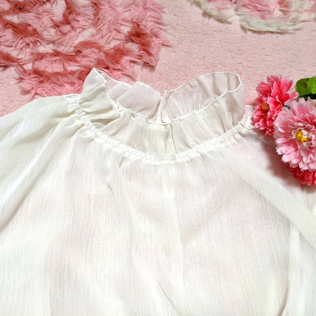 LIZ LISA(リズリサ)のリズリサ❤夢展望♥白❤フリル❤お洋服 レディースのトップス(カットソー(長袖/七分))の商品写真