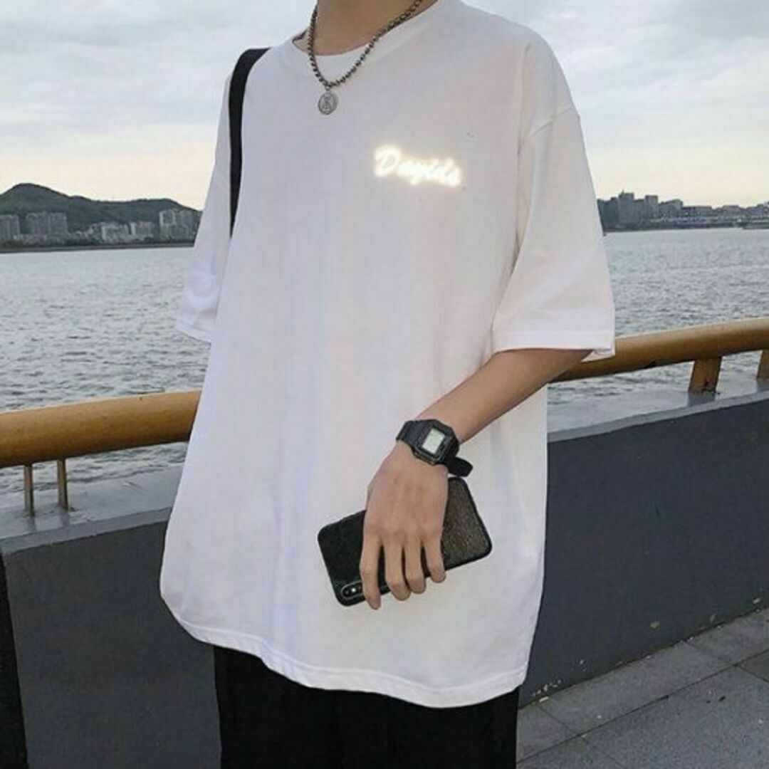 光る バックロゴ 反射ビッグサイズ Tシャツ ホワイト 白 メンズのトップス(Tシャツ/カットソー(半袖/袖なし))の商品写真