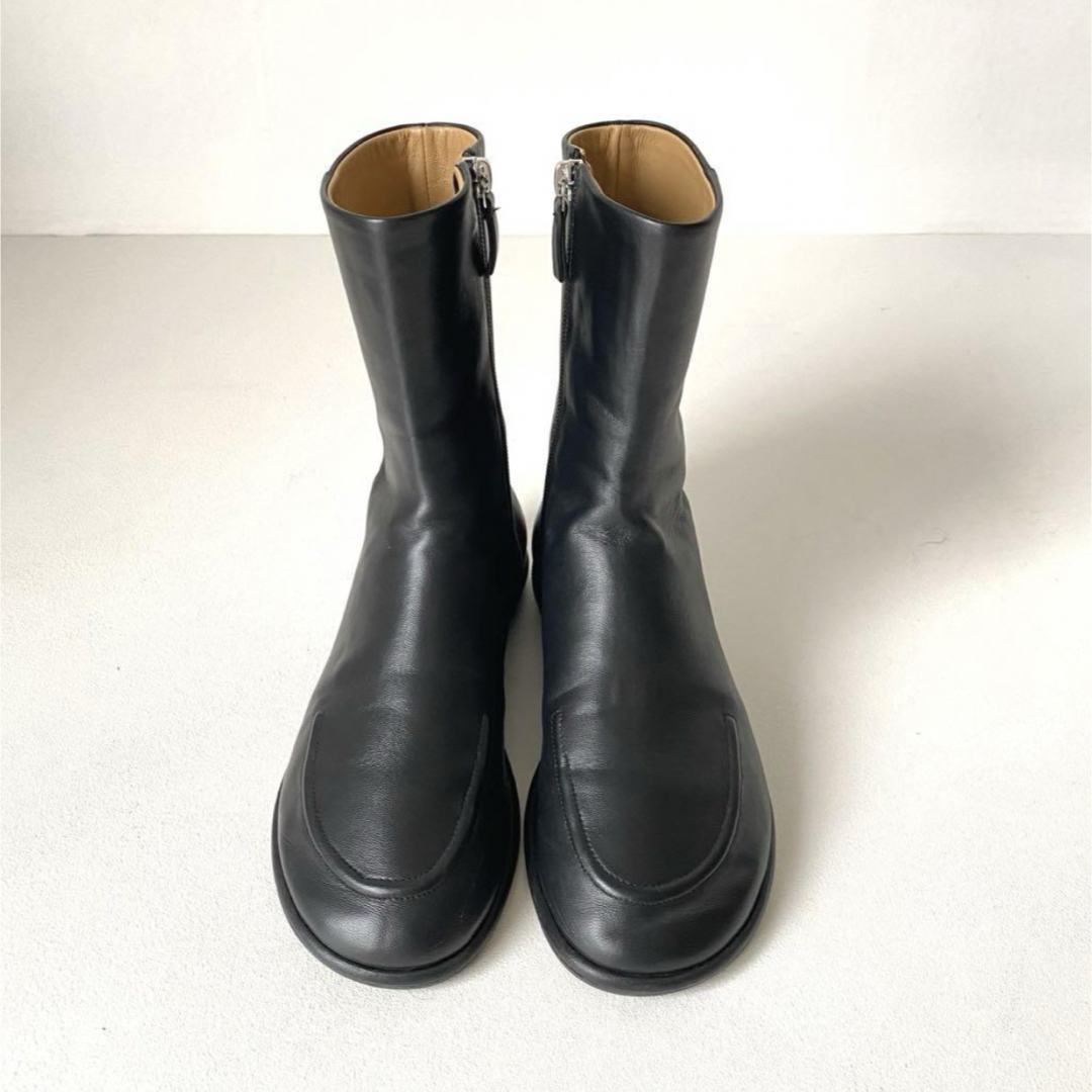 THE ROW(ザロウ)の【美品】the row canal boot カナルブーツ　36ハーフ　黒 レディースの靴/シューズ(ブーツ)の商品写真