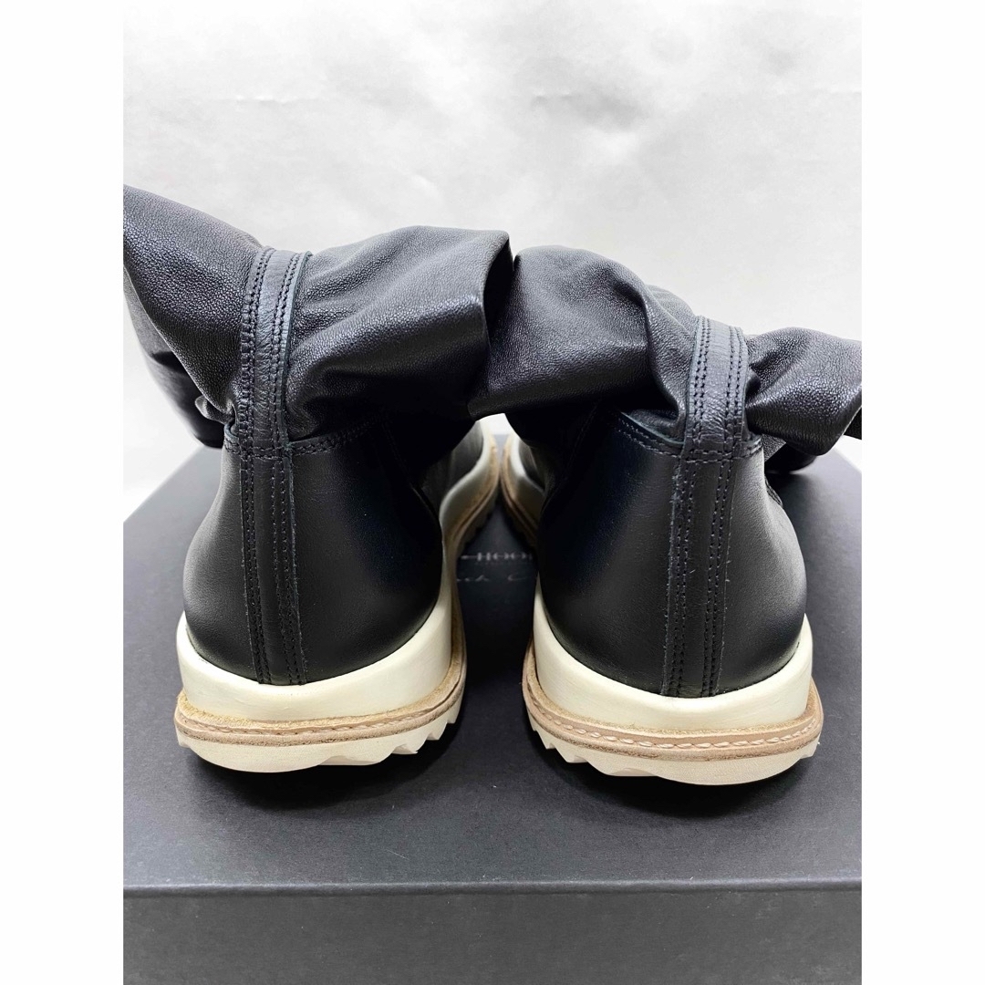 Rick Owens(リックオウエンス)の新古 RICK OWENS ソックスニーカー ブラック 41 レザー ソックス メンズの靴/シューズ(スニーカー)の商品写真