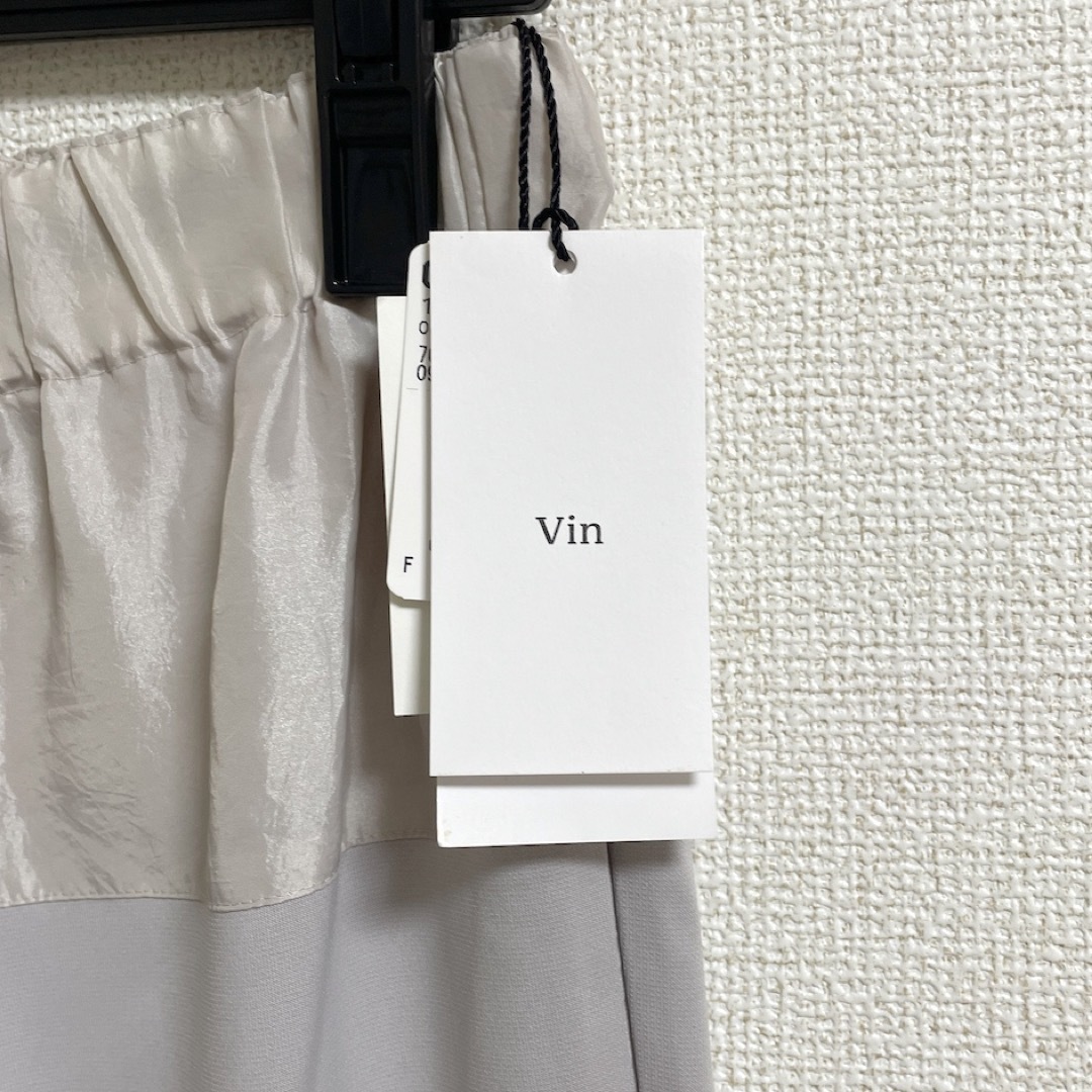 【Vin ヴァン】パンツ　ライトグレー　9号★新品未着用 レディースのパンツ(その他)の商品写真