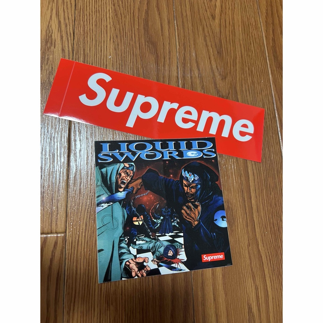 Supreme(シュプリーム)の18AW GZA Liquid Swords 自動車/バイクのバイク(ステッカー)の商品写真