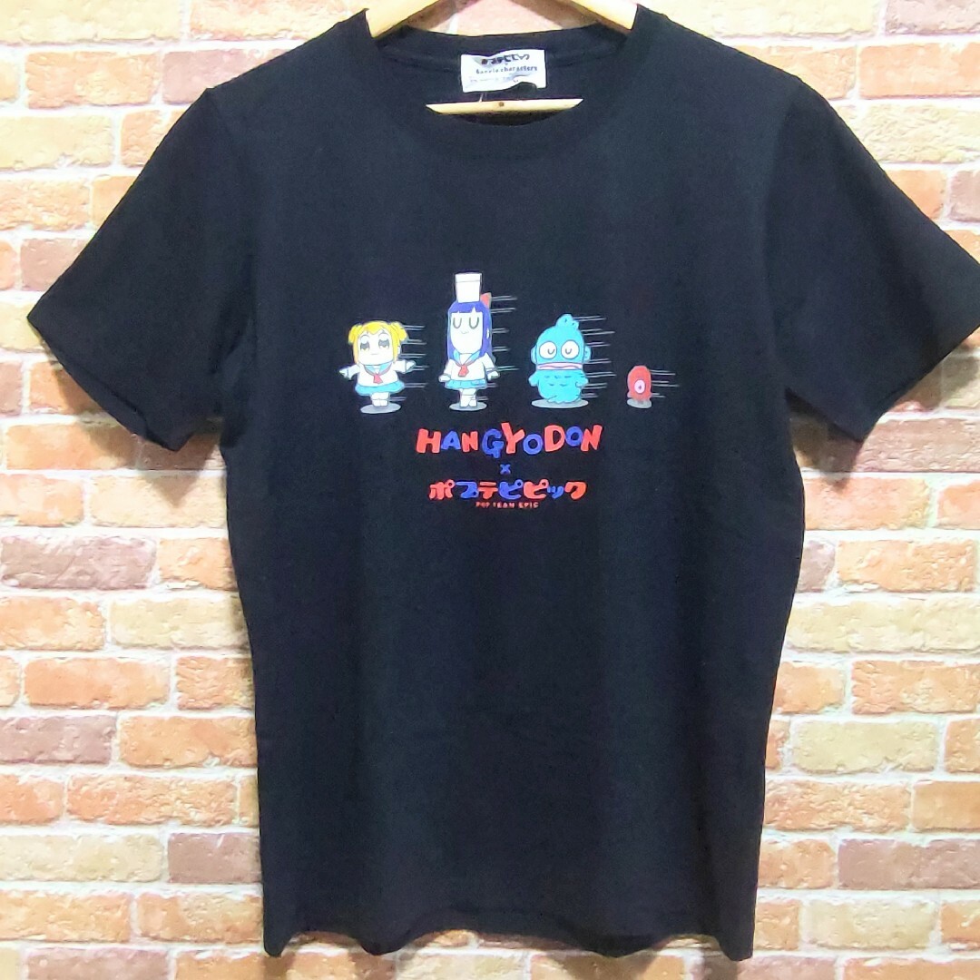 サンリオ(サンリオ)の【新品】サンリオ ハンギョドン ポプテピピック コラボ Tシャツ M ブラック メンズのトップス(Tシャツ/カットソー(半袖/袖なし))の商品写真