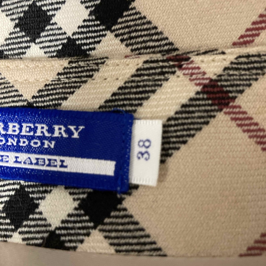 BURBERRY BLUE LABEL(バーバリーブルーレーベル)のバーバリー　ブルーレーベル　スカート レディースのスカート(ひざ丈スカート)の商品写真