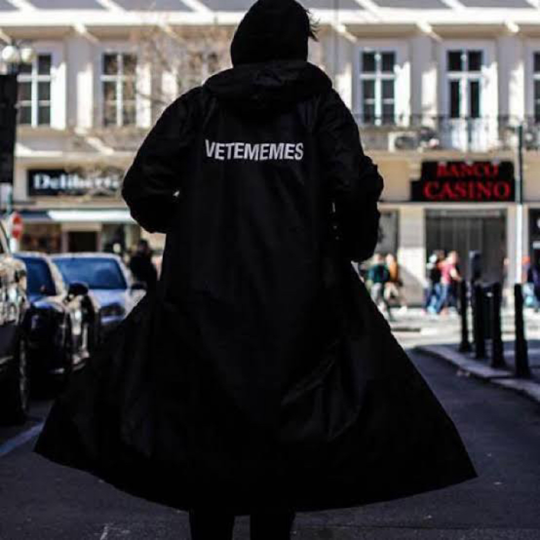 VETEMENTS(ヴェトモン)のVETEMEMES : レインコート メンズのファッション小物(レインコート)の商品写真