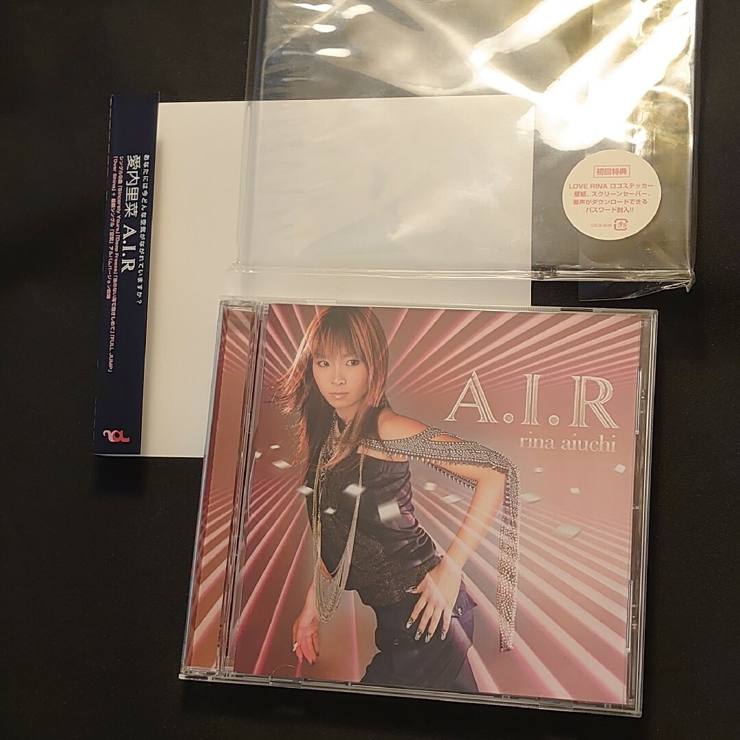 A．I．R 愛内里菜 中古 CD 発売時パッケージ エンタメ/ホビーのCD(ポップス/ロック(邦楽))の商品写真