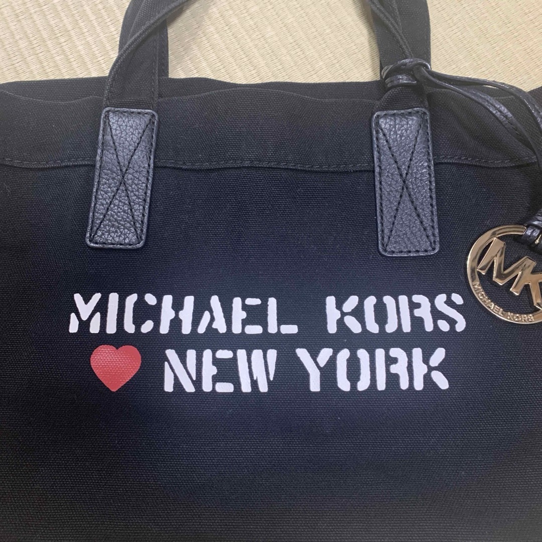 Michael Kors(マイケルコース)のGW値下げ！MICHAELKORSキャンバストートバッグ レディースのバッグ(トートバッグ)の商品写真