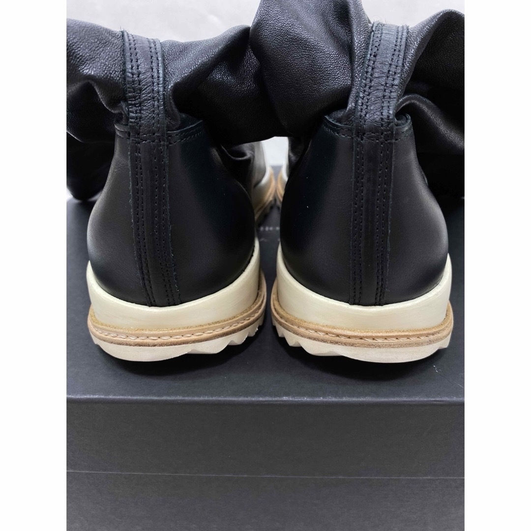Rick Owens(リックオウエンス)の新古 定価10万 RICK OWENS ソックスニーカー ブラック 42 レザー メンズの靴/シューズ(スニーカー)の商品写真