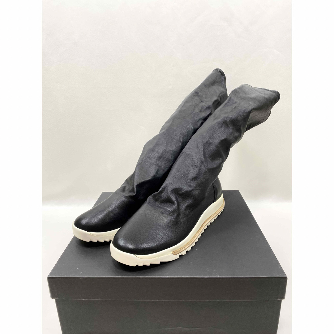 Rick Owens(リックオウエンス)の新古 定価10万 RICK OWENS ソックスニーカー ブラック 42 レザー メンズの靴/シューズ(スニーカー)の商品写真