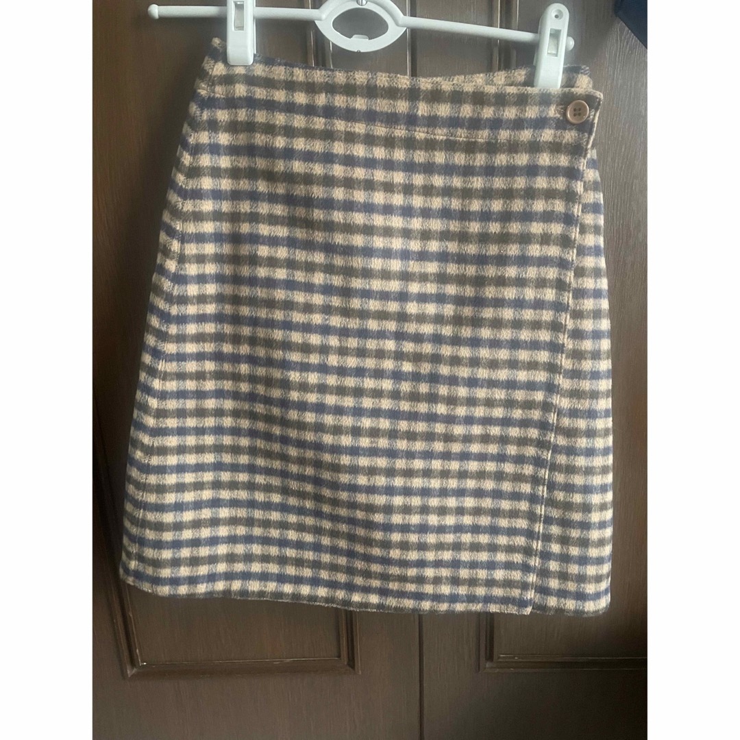 NATURAL BEAUTY BASIC(ナチュラルビューティーベーシック)のNATURAL BEAUTY BASIC 巻きスカート　リバーシブル レディースのスカート(ひざ丈スカート)の商品写真