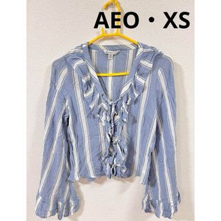 アメリカンイーグル(American Eagle)のAEO 長袖 シャツ　ストライプ　フリル　青　Tシャツ　レース　夏服　編み上げ(シャツ/ブラウス(長袖/七分))