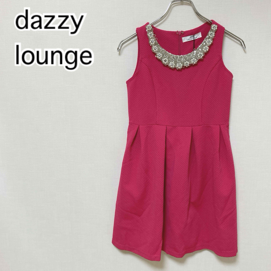 dazzy store(デイジーストア)のデイジーストア　ビジューカラーモチーフ付　ミニドレス　ワンピース レディースのワンピース(ひざ丈ワンピース)の商品写真