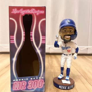 メジャーリーグベースボール(MLB)の球場配布品 ムーキー・ベッツ ミスター300 ボブルヘッド(記念品/関連グッズ)