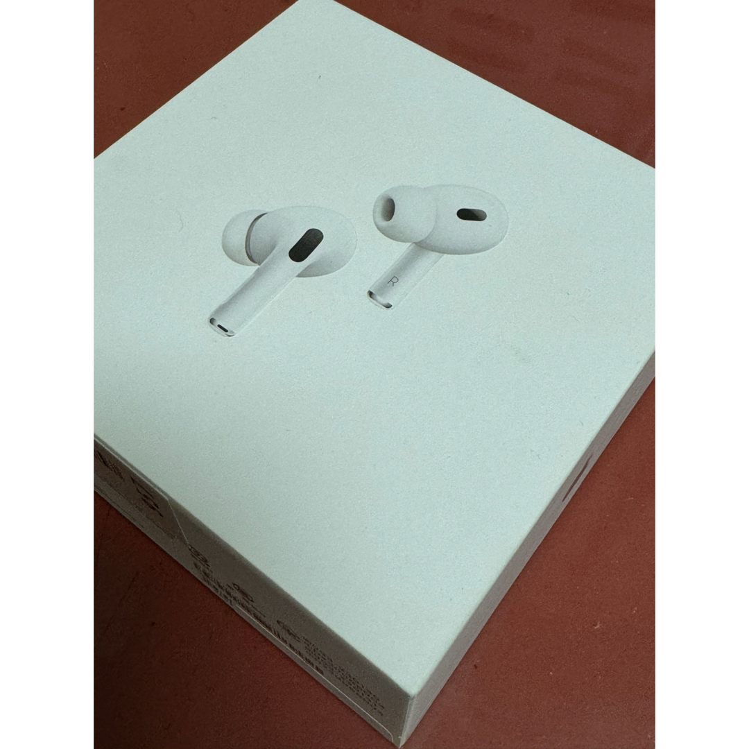 Apple(アップル)の新品 未開封  AirPods Pro 第2世代 USB-C スマホ/家電/カメラのオーディオ機器(ヘッドフォン/イヤフォン)の商品写真