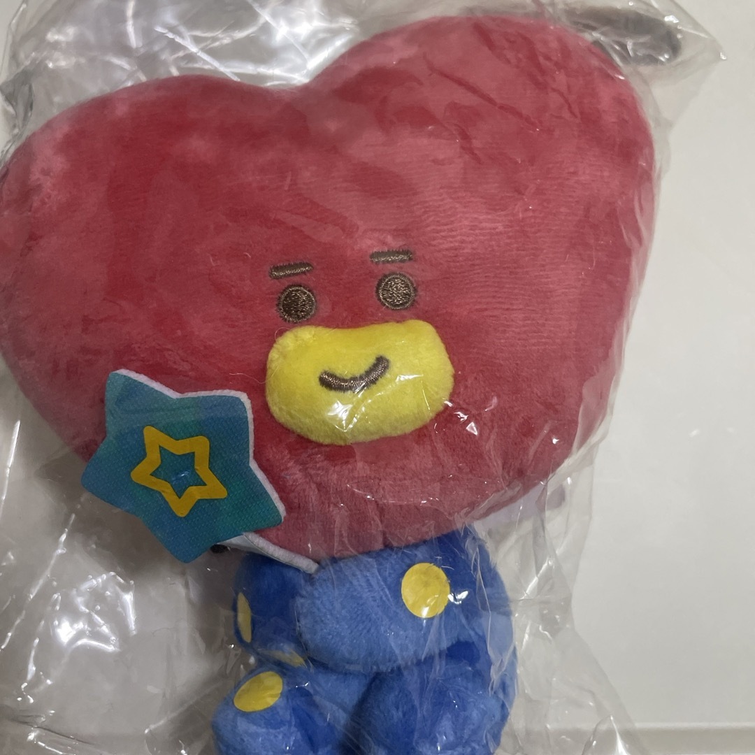 BT21(ビーティーイシビル)のTATA.ぬいぐるみ.BT21 エンタメ/ホビーのタレントグッズ(アイドルグッズ)の商品写真