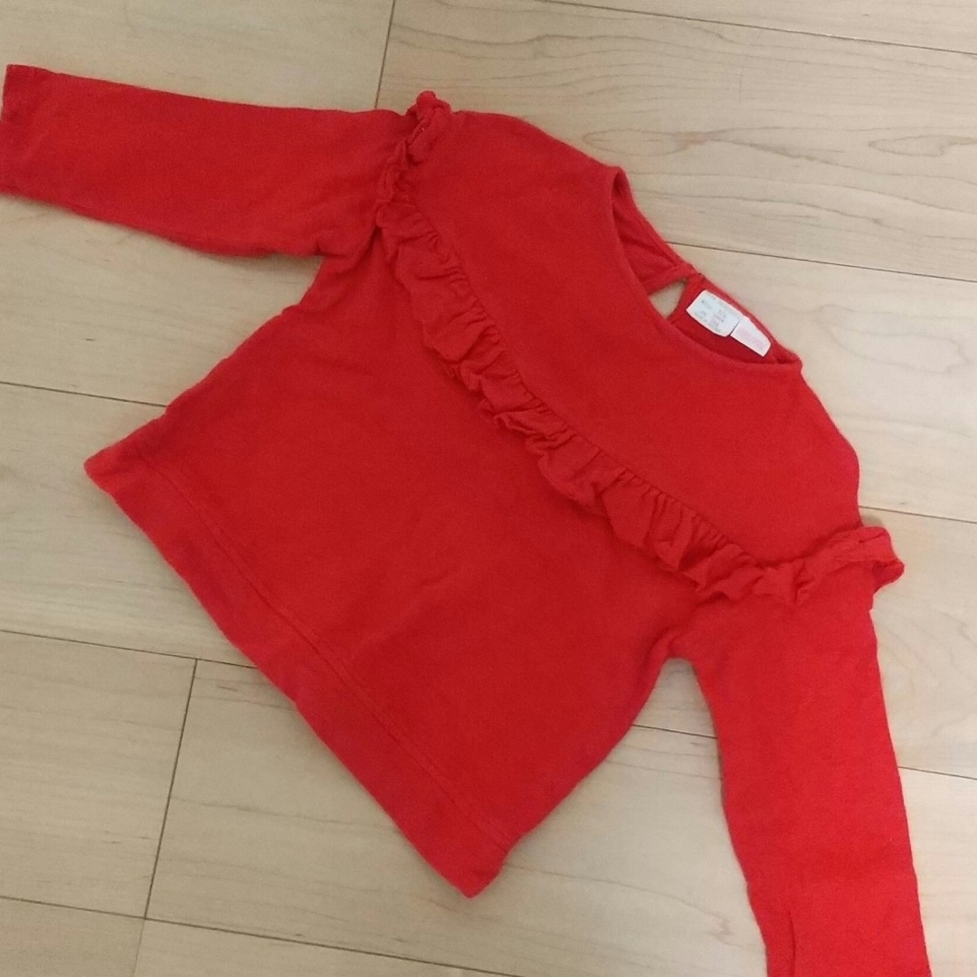 ZARA KIDS(ザラキッズ)のZARA baby☆フリル付トップス キッズ/ベビー/マタニティのキッズ服女の子用(90cm~)(Tシャツ/カットソー)の商品写真