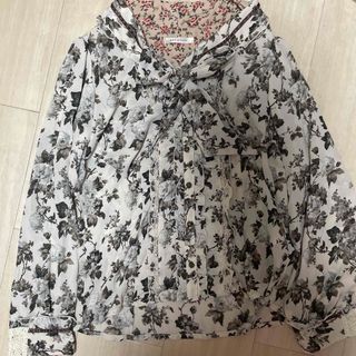 アクシーズファム(axes femme)のaxes femme レディース　ブラウス　長袖　(シャツ/ブラウス(長袖/七分))