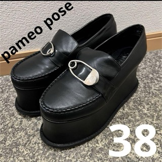 パメオポーズ(PAMEO POSE)のpameo pose パメオポーズ 厚底　ローファー　安全ピン　箱付き　可愛い(ローファー/革靴)