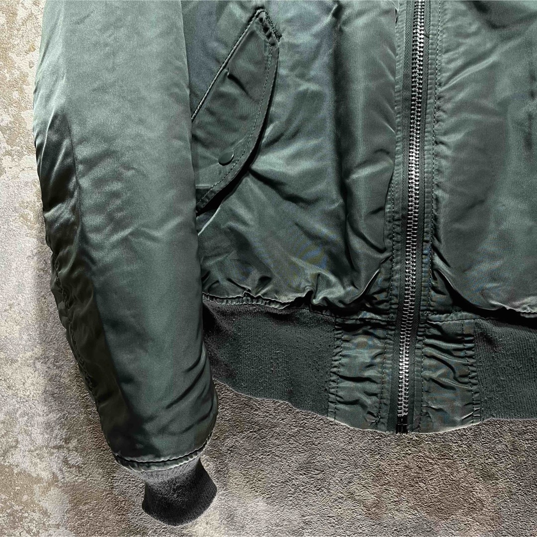ALPHA INDUSTRIES - USA製 ALPHA INDUSTRIES フライトジャケット ALPHA INDUSTRIES - USA製 ALPHA INDUSTRIES フライトジャケット