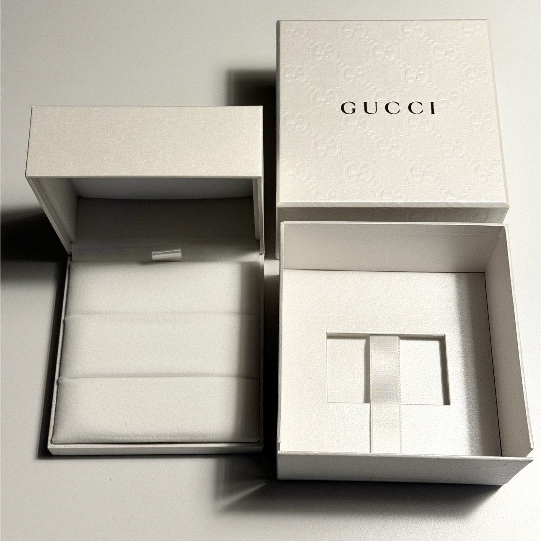 Gucci(グッチ)のGUCCI グッチ ショッパー 紙袋・空箱・リボン セット ホワイト  GG柄 レディースのバッグ(ショップ袋)の商品写真