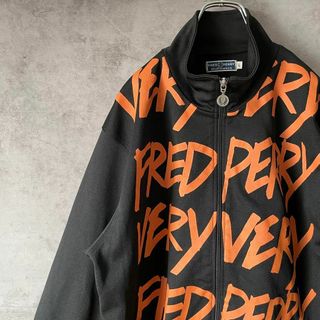 フレッドペリー(FRED PERRY)の【総柄ロゴ】FRED PERRYトラックジャケット古着ジャージ刺繍ブラックL(ジャージ)