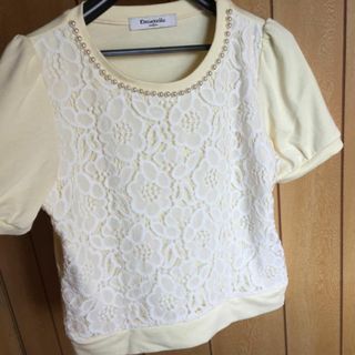 パール付き レース トップス(Tシャツ(半袖/袖なし))