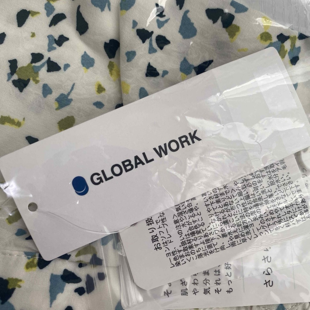 GLOBAL WORK(グローバルワーク)の【新品タグ付】グローバルワーク　さらさらリラックスプリントブラウス半袖 M  レディースのトップス(シャツ/ブラウス(半袖/袖なし))の商品写真