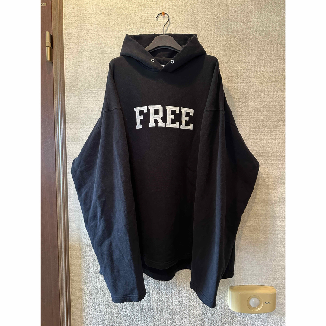 Balenciaga(バレンシアガ)のBALENCIAGA FREE hoodie スウェット メンズのトップス(パーカー)の商品写真