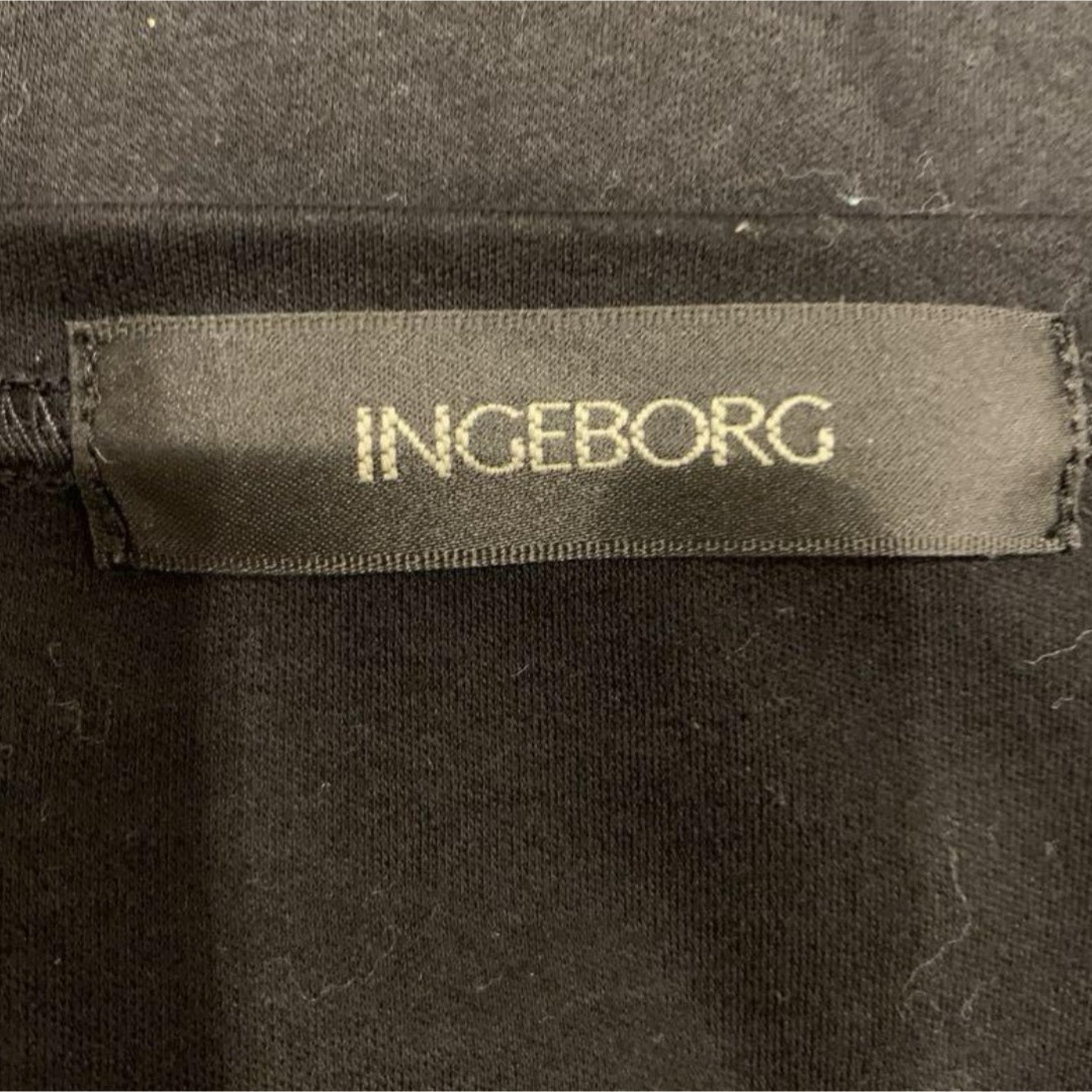 INGEBORG(インゲボルグ)のINGEBORG  黒LOVE  半袖 レディースのトップス(Tシャツ(半袖/袖なし))の商品写真