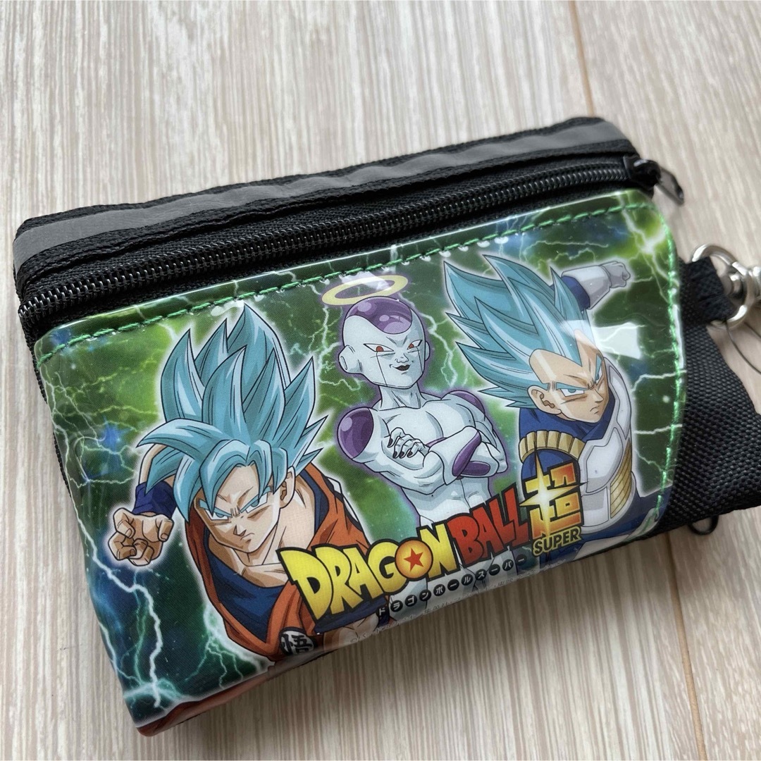 ドラゴンボール(ドラゴンボール)の新品　ドラゴンボール　リール付き　キーケース キッズ/ベビー/マタニティのこども用バッグ(ランドセル)の商品写真