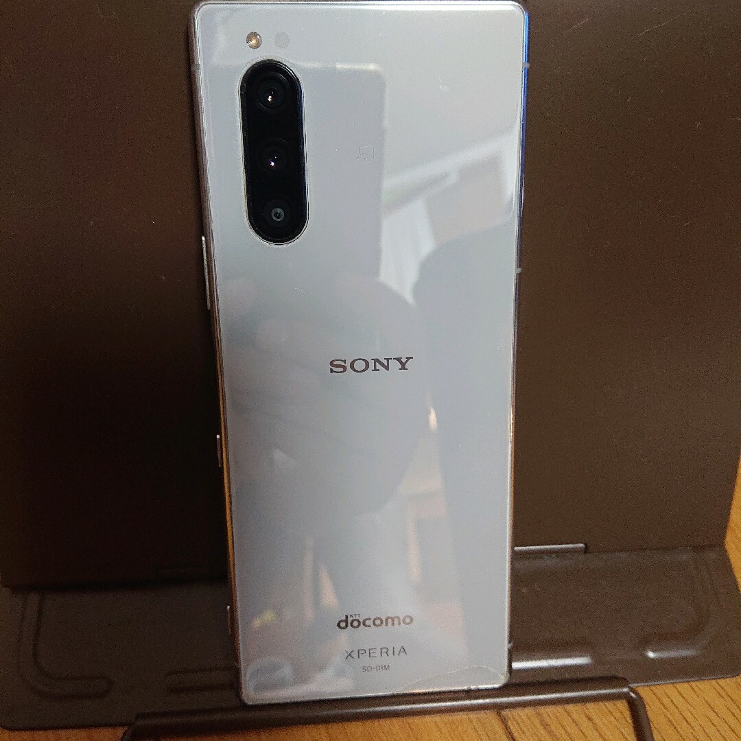 NTTdocomo(エヌティティドコモ)の【みな様専用】Xperia5 エクスペリア SO-01M ドコモ ソニー スマホ/家電/カメラのスマートフォン/携帯電話(スマートフォン本体)の商品写真