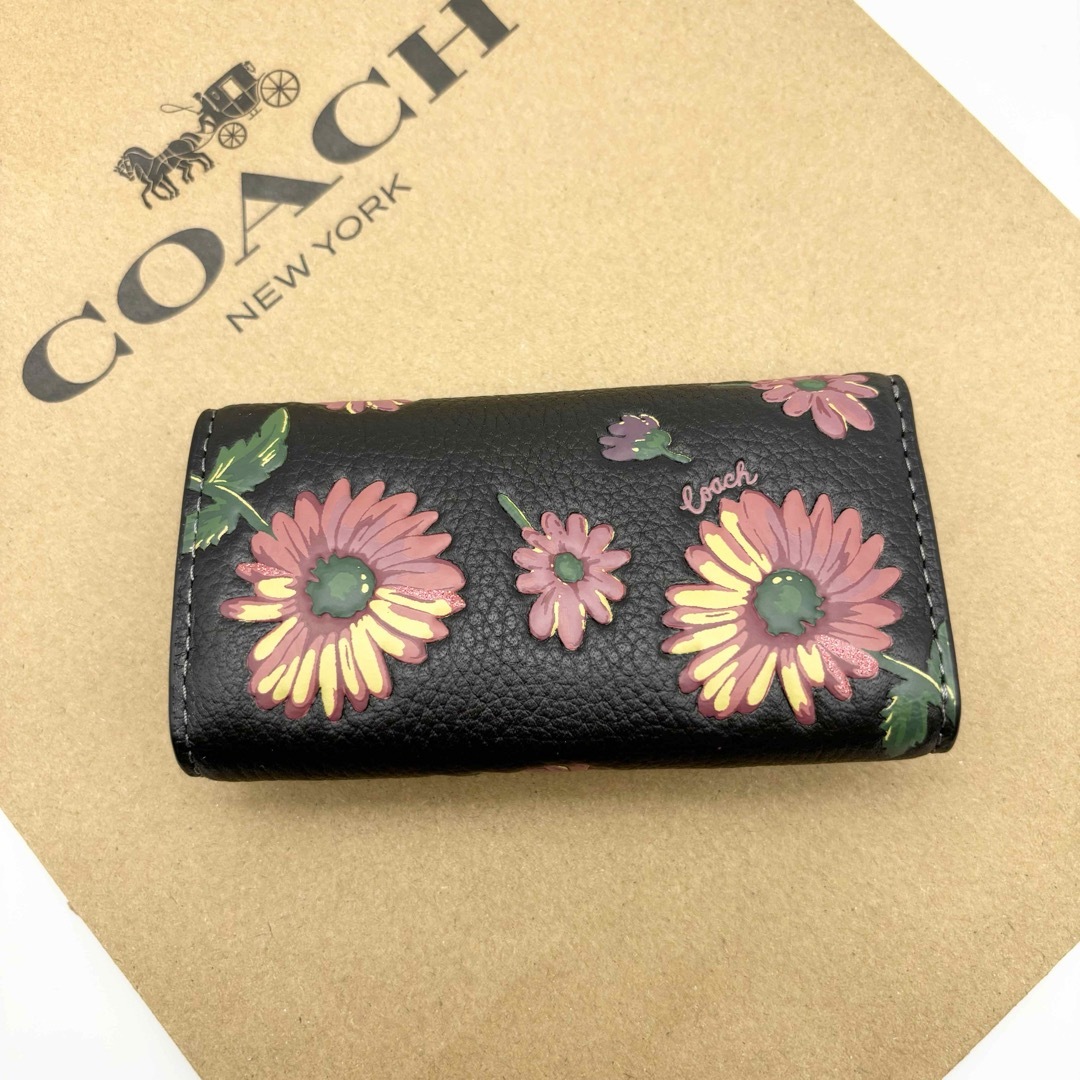 COACH☆新品】 6 リング キー ケース・フローラル プリント COACH☆新品】 6 リング キー ケース・フローラル プリント