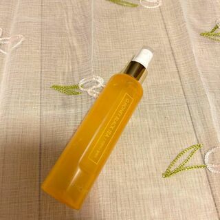 モムチ　ヘア&ボディミスト　グレープフルーツハニーブラックティー　柑橘系　香水(香水(女性用))