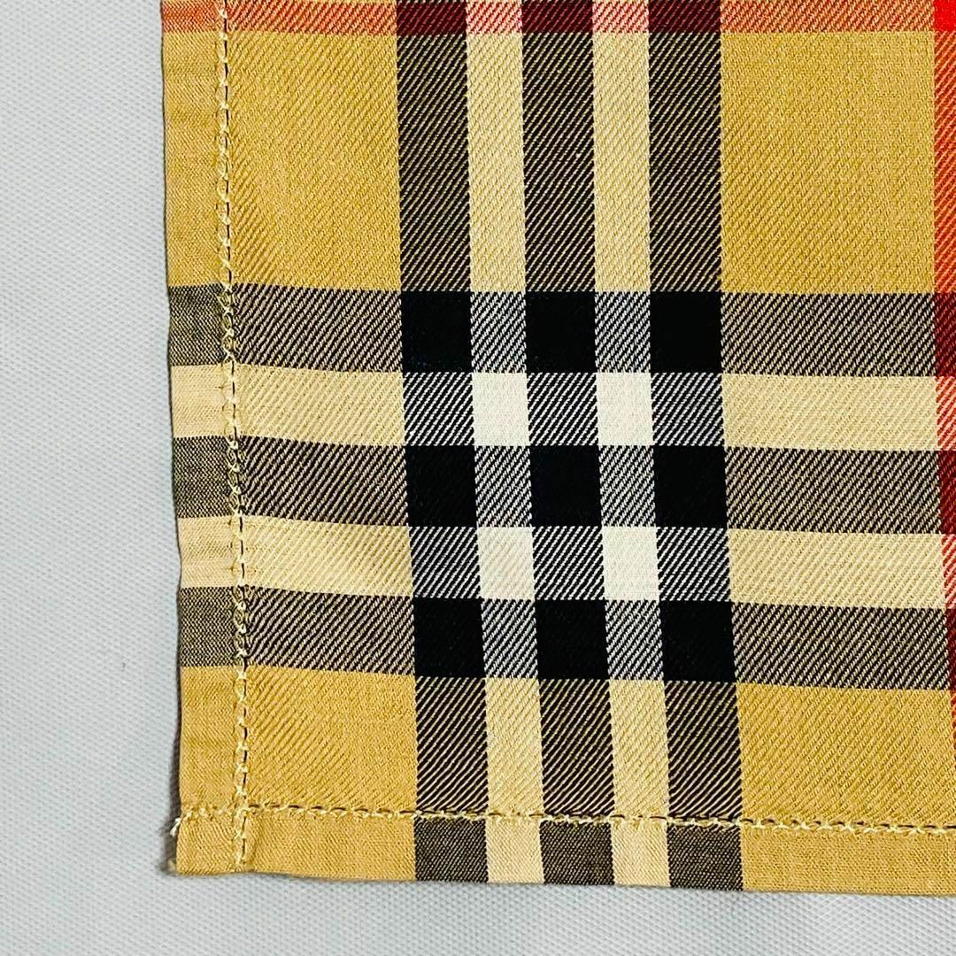 BURBERRY(バーバリー)の未使用品 ★BURBERRY★ ハンカチ メンズ チェック ロゴ ベージュ メンズのファッション小物(ハンカチ/ポケットチーフ)の商品写真