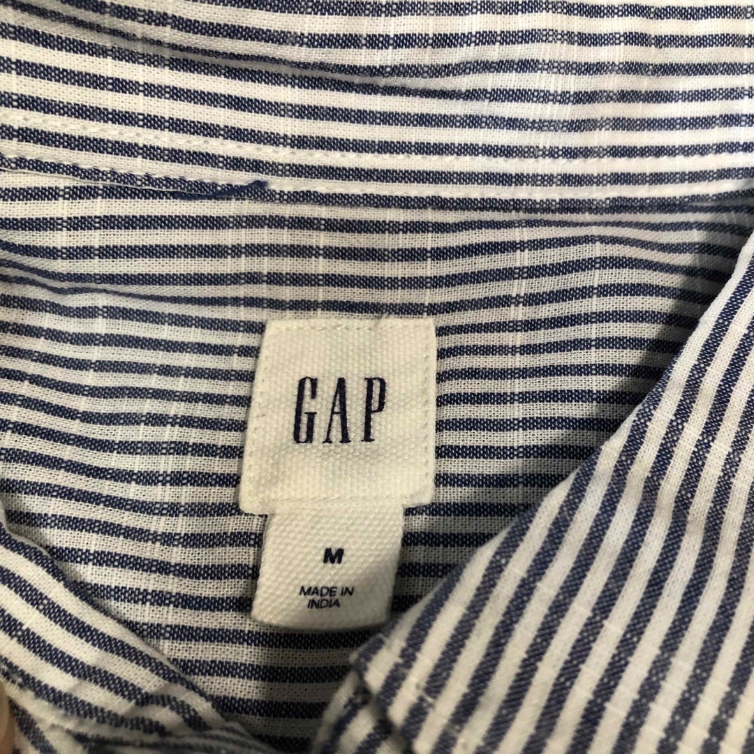 GAP(ギャップ)のGAP ストライプシャツ Mサイズ レディースのトップス(シャツ/ブラウス(長袖/七分))の商品写真