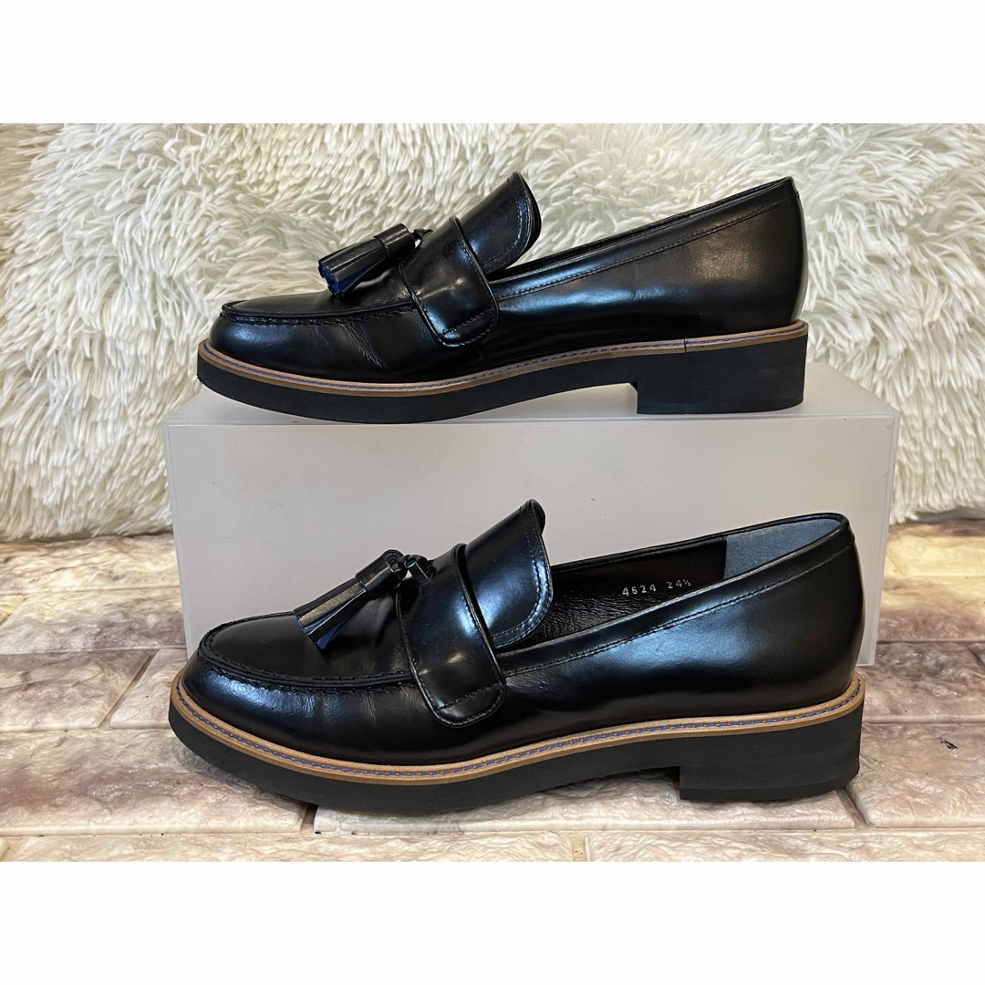 TSUMORI CHISATO(ツモリチサト)の極美品　[ツモリチサトウォーク] タッセル　ローファー 4624 24.5cm レディースの靴/シューズ(ローファー/革靴)の商品写真