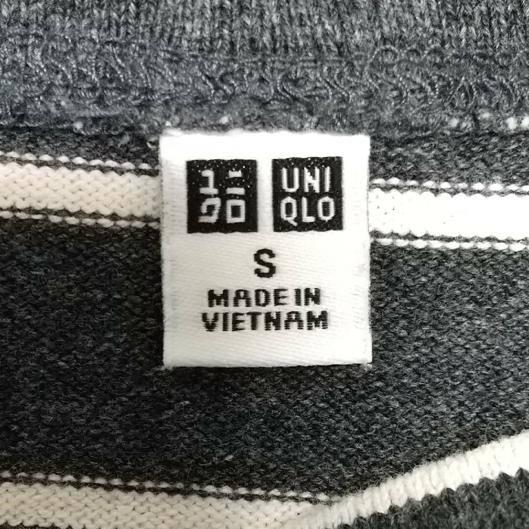 UNIQLO(ユニクロ)のユニクロ ボーダーボートネックT 長袖 S グレー レディースのトップス(Tシャツ(長袖/七分))の商品写真