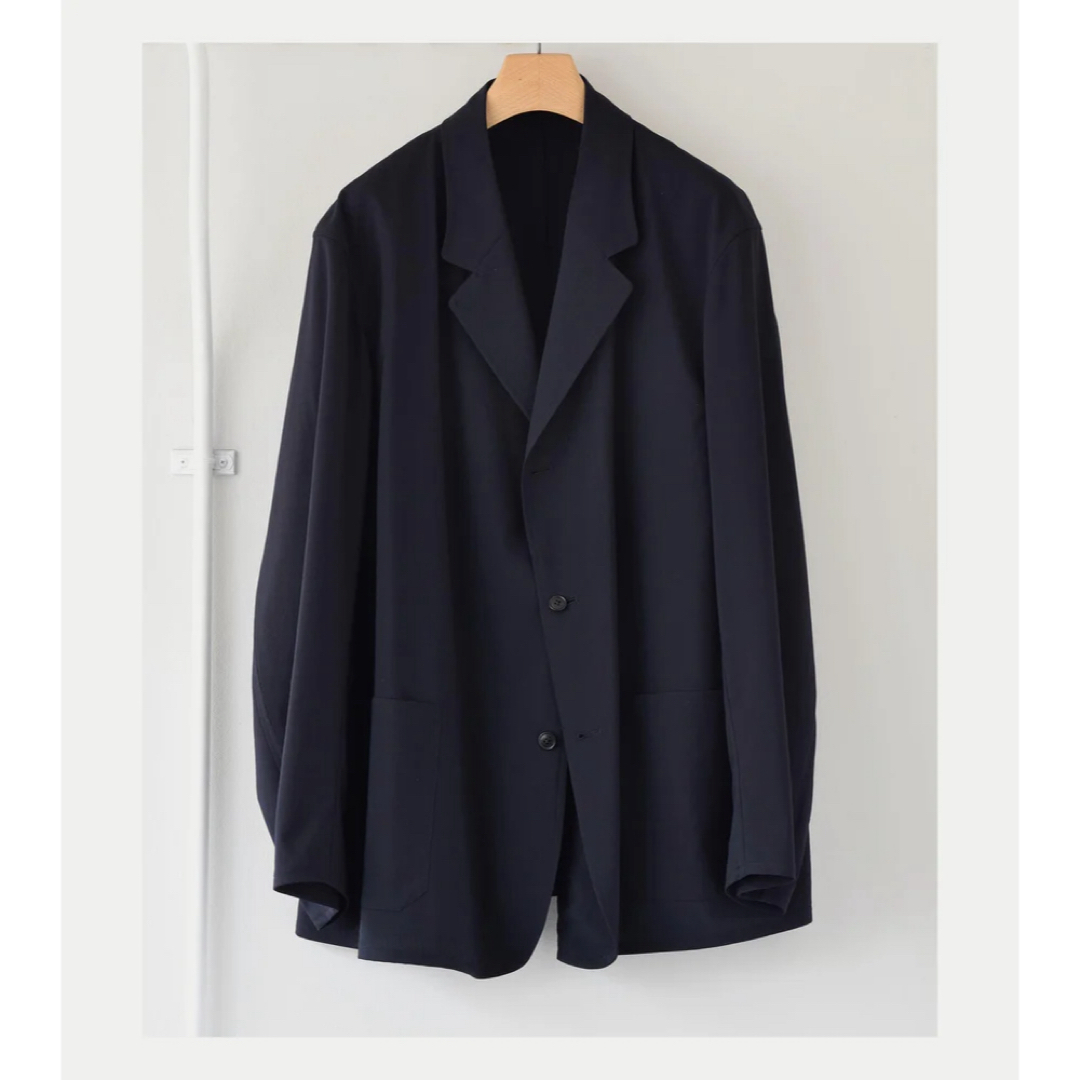 COMOLI(コモリ)のCOMOLI24ssウールジャケット&ウールニータックパンツNavyセットアップ メンズのスーツ(セットアップ)の商品写真