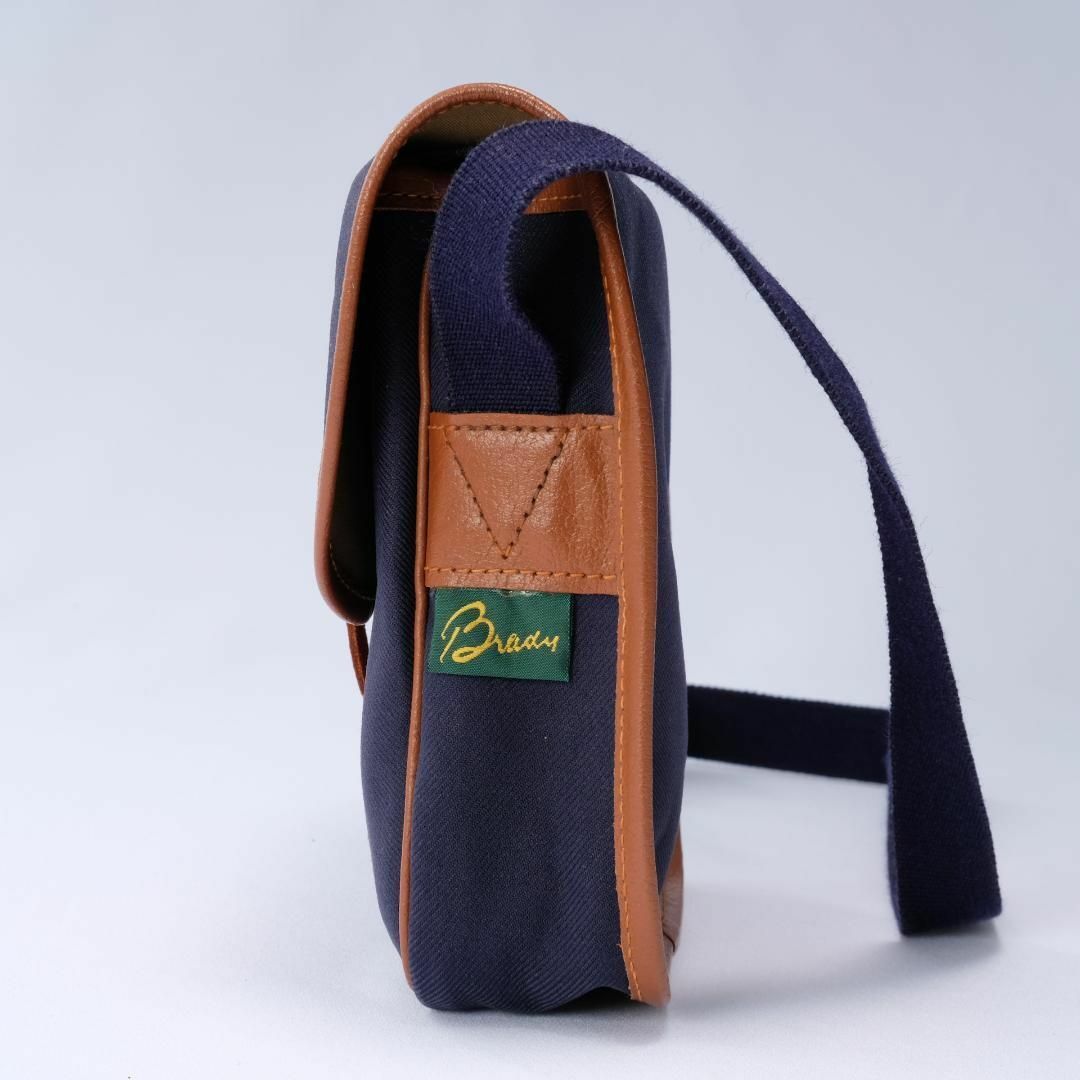 Brady(ブレディ)の希少　Brady　ショルダーバッグ　MALVERN ブレディマルバーン　ネイビー レディースのバッグ(ショルダーバッグ)の商品写真