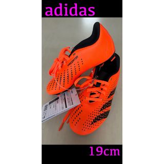 adidas - 新品タグ付き　19cm アディダス adidas サッカースパイク　プレデター 