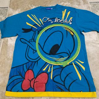 ディズニー(Disney)の美品　ドナルド　Lサイズ Tシャツ 虫眼鏡シリーズ ディズニーリゾート(Tシャツ/カットソー(半袖/袖なし))