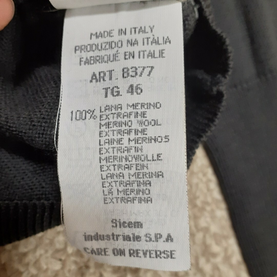 Giorgio Armani(ジョルジオアルマーニ)のアルマーニ　セーター メンズのトップス(ニット/セーター)の商品写真