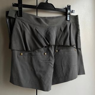 アバハウス(ABAHOUSE)のショートパンツ ヘプラム グレー 未使用*(ショートパンツ)