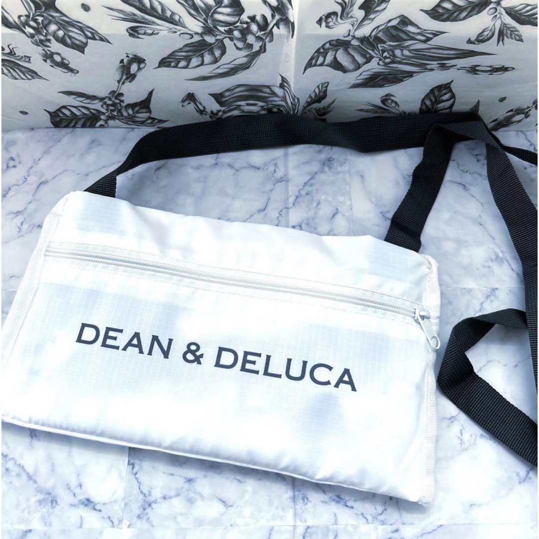 DEAN & DELUCA(ディーンアンドデルーカ)のゼクシイ2020年11月号超BIG♡DEAN&DELUCA2WAYエコバッグ付録 レディースのバッグ(エコバッグ)の商品写真