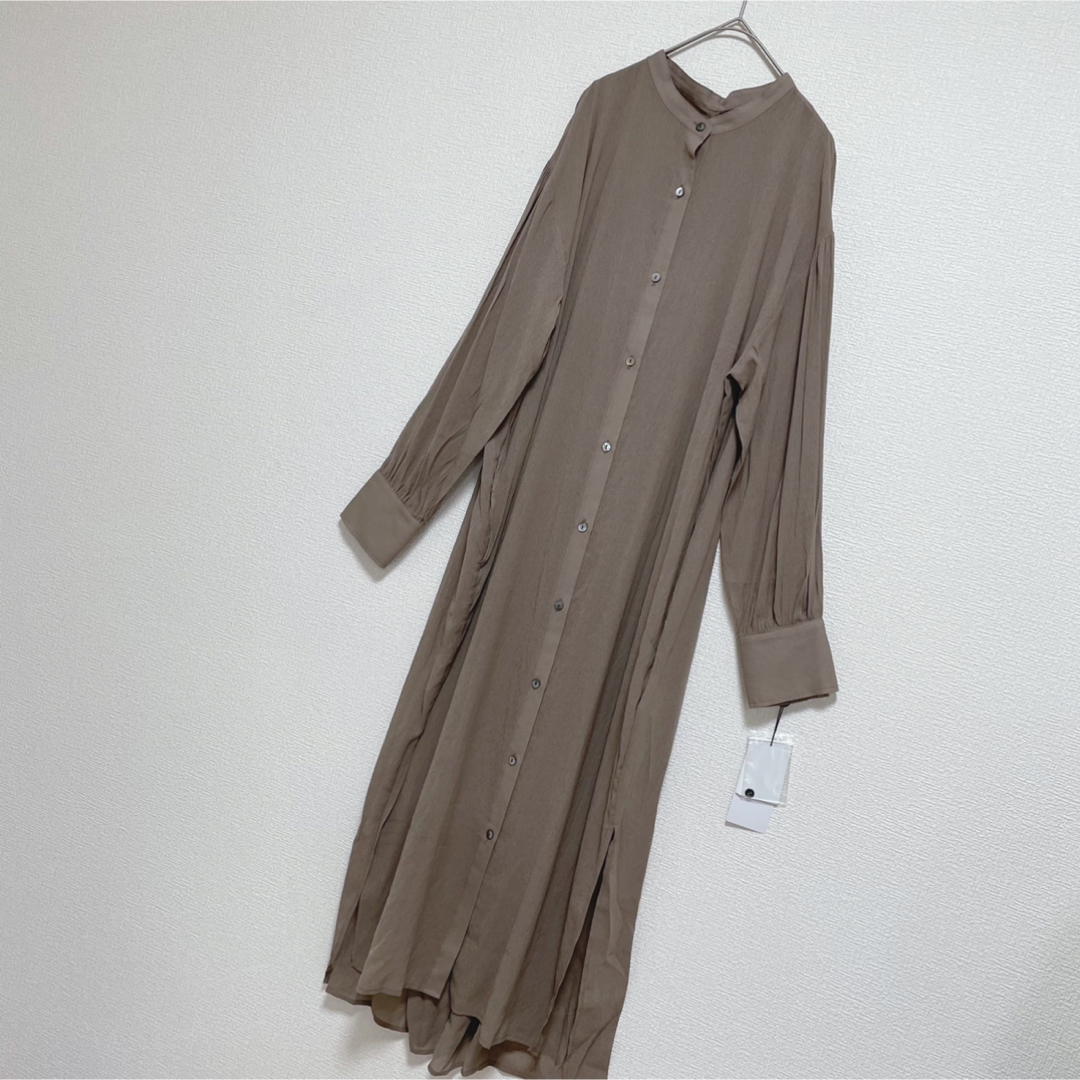 Loungedress(ラウンジドレス)の【新品タグ付】Loungedressバックデザインシャツワンピース　モカ　フリー レディースのワンピース(ロングワンピース/マキシワンピース)の商品写真