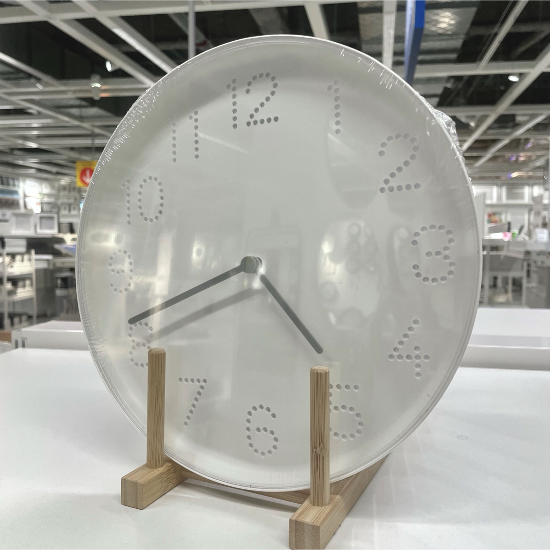 IKEA(イケア)の【新品】IKEA イケア ウォールクロック 直径25cm（トロマ）掛け時計 インテリア/住まい/日用品のインテリア小物(掛時計/柱時計)の商品写真