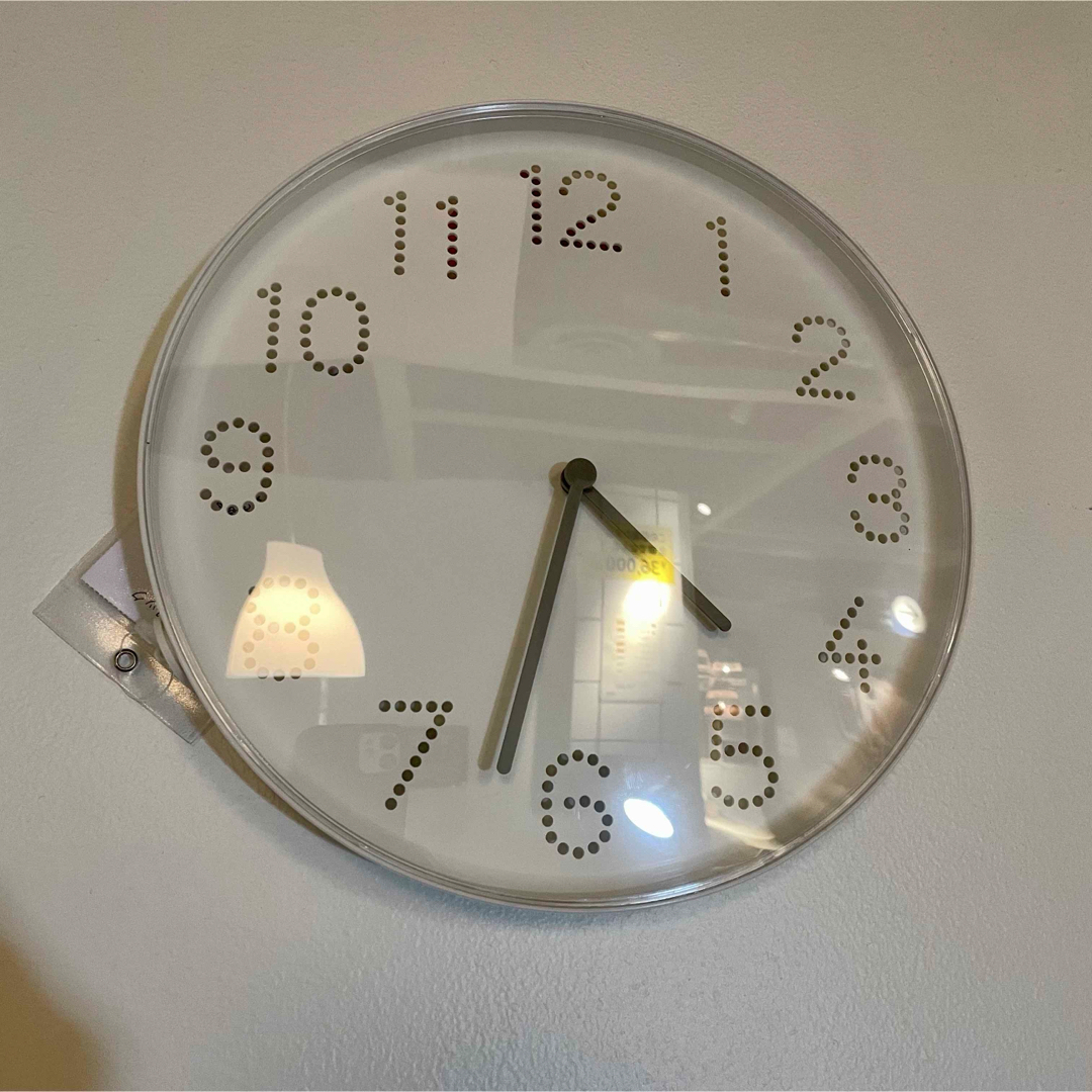 IKEA(イケア)の【新品】IKEA イケア ウォールクロック 直径25cm（トロマ）掛け時計 インテリア/住まい/日用品のインテリア小物(掛時計/柱時計)の商品写真